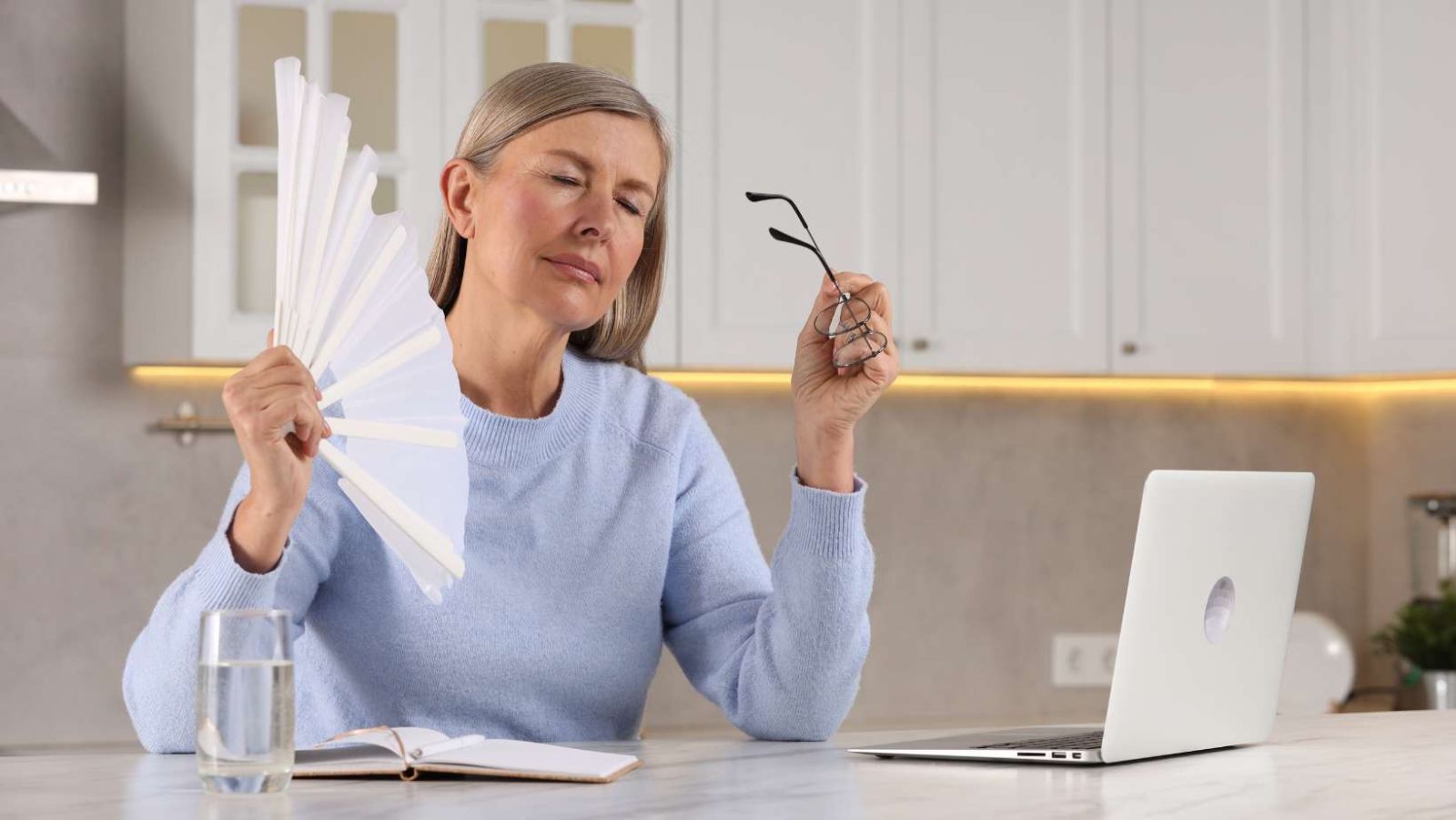 Comment Soulager Les Bouffées De Chaleur Pendant La Ménopause ? – Nala